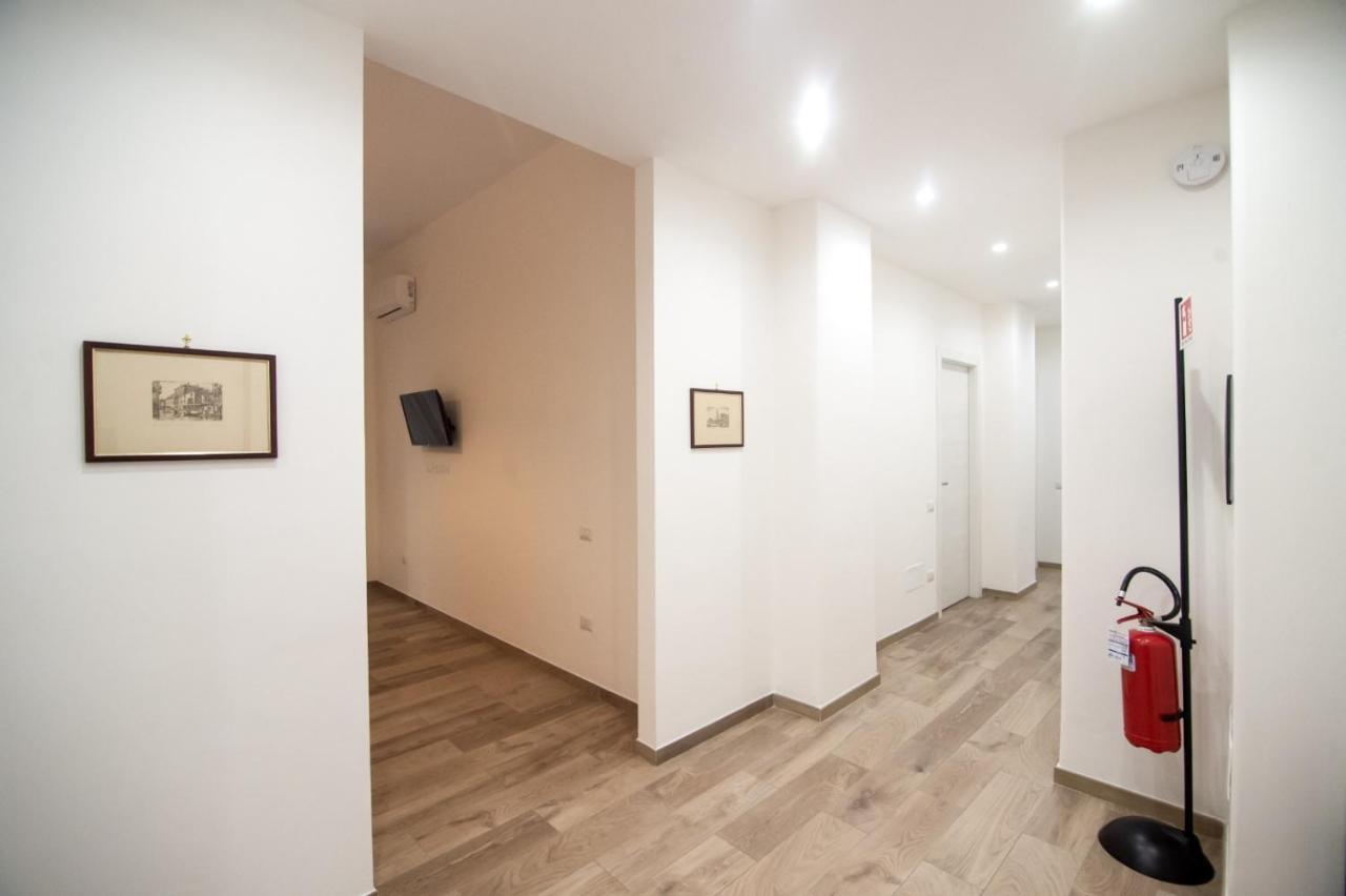 Nizza Apartment In Centro Салерно Экстерьер фото